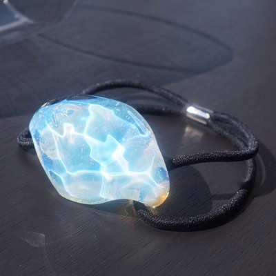 ☆ブックマーカー・栞・九尾のキツネ・ジャラジャラ・蓄光・天然石・お花☆ ☆ブックマーカー・栞・九尾のキツネ・ジャラジャラ・蓄光・天然石