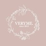VERYME.